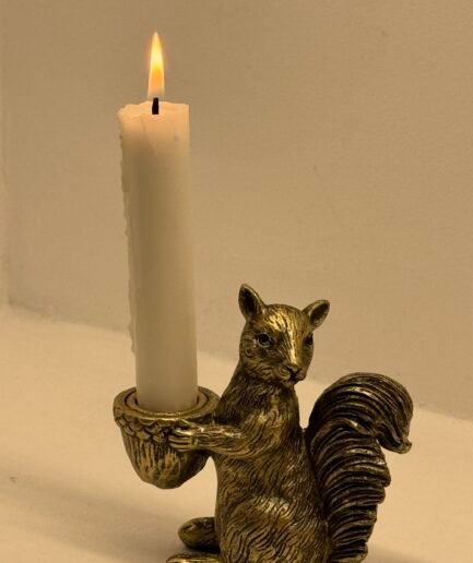 Candelabro de ardilla